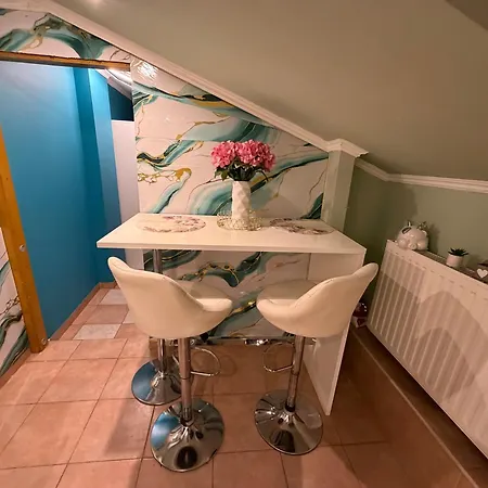 Tinodi Apartment *